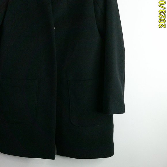 Abercrombie & Fitch || Black Long Sleeve Coat - Picture 3 of 8